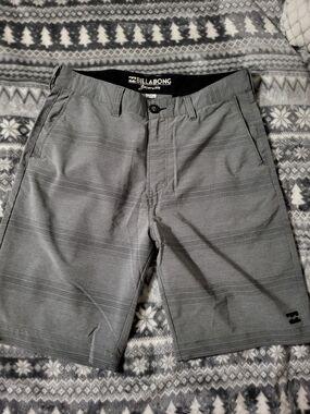 Billabong Submersibles  Size 31 Men's Gray Boardshorts